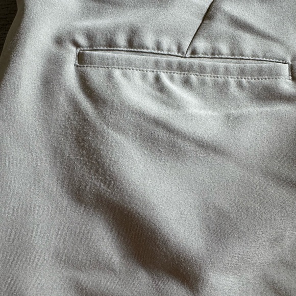 Adidas Ultimate 365 Three Stripes Golf Shorts 10 inch - Picture 5 of 5